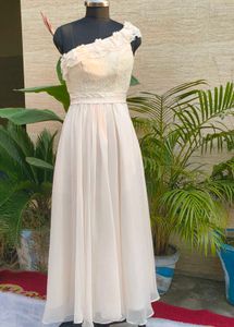 Elegant One-Shoulder Lace Dress