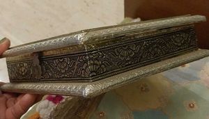 Compact wooden decorative dry fruit box