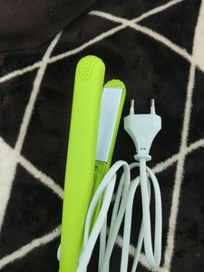 Pocket Size Hair Straightener