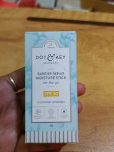 Dot & key barrier repair moisture stick