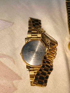 Combo of 2 Sonata Gold Tone Watches