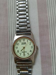 Classic Analog Wristwatch