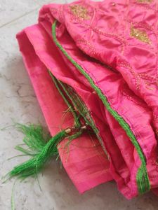 Pink Embroidered Silk Saree without blouse