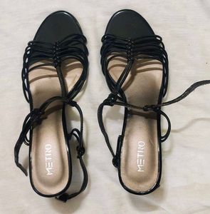 Black Metro Heels