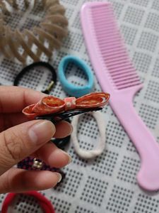 Hair Accessory Set with Comb