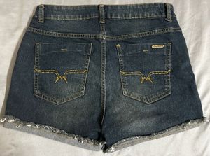 Women’s Distressed Dark Wash Denim shorts