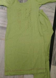 Charming Green Kurta Set with Striped Detail