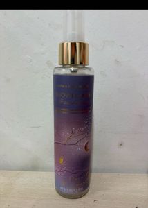 Bath &amp; Body Works Snowflakes &amp; Cashmere Mist