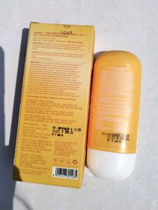 DOT &amp; KEY Vitamin C+E Super Bright SunscreenSPF50+