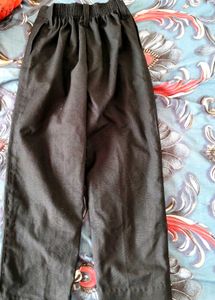 Comfortable Black Pants Age 6-8 years