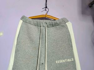 Fear of God Essentials Sweatpants size W32/36