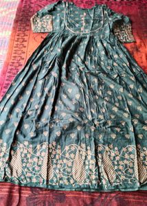 Elegant Green Ethnic Gown
