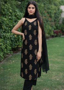 Black & Gold Paisley Print Kurta Set