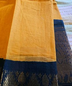 Elegant Yellow &amp; Navy blue Sungudi Saree