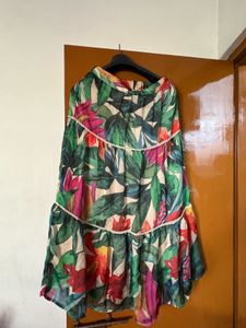 Flowy Tropical Print Midi Skirt