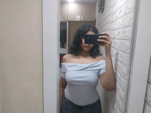 Off-Shoulder Ribbed Top
