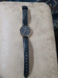 Daniel Wellington Black Dial Watch