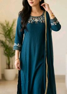 Embroidered Navy  kurta...