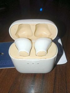 Boat Earphone 131