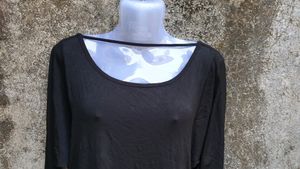 13. BLACK BACKLESS BODYCON