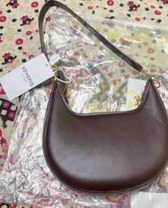 solid shoulder bag