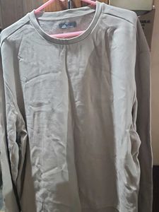 Lightweight Crew Neck Sweatshirt