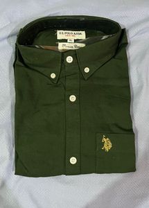 Men's Green Button-Down Shirt