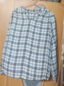 Classic Plaid Long Sleeve Top