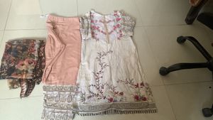 Pakistani Lawn Dress Fixed Pric
