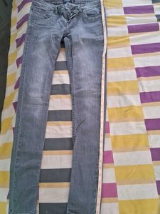 Women's Grey Slim Fit Jeans