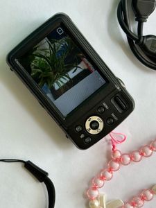 Samsung Digital Camera with Accessories