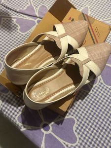 Stylish Women's Flats