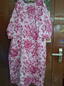 Pure cotton daily wear kurta in floral pattern