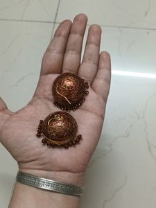 2 Pairs Of Jhumka Earrings. White And Brown.