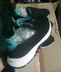 NEW NO USED CASUAL SHOES FOR MAN,