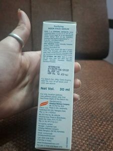 Himalaya Purifying Neem Face Serum