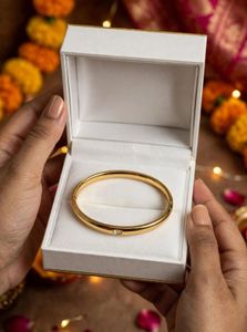 ✨ GOLD OVAL SOLITAIRE BANGLE – MINIMAL &amp; ELEGANT �