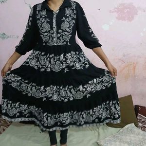 Black Embroidered Anarkali Kurta