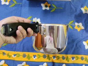 New  Pressure Cooker - 5 Litres