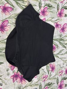 Black Collared Cropped Top