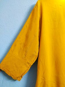 Avaasa Kurta