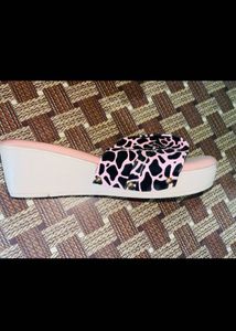 Stylish Wedge Sandals with Bow Detail