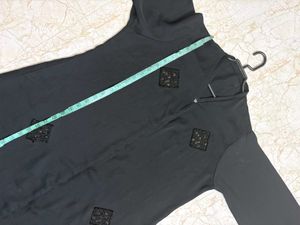 🎉Elegant Black Abaya with Embellishments