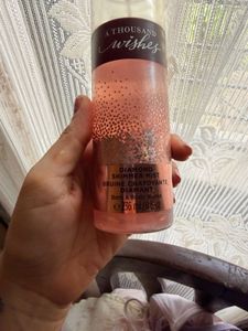 Glitter Bath &amp; Body Works A Thousand Wishes Mist