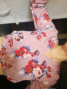 Floral Print Blouse with Ruffle Sleeves