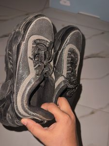 Stylish Women's Sneakers