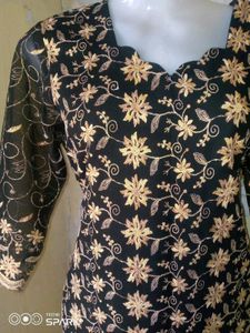 Elegant Black &amp; Gold Embroidered Kurta