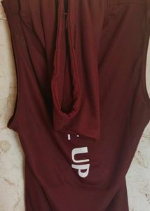 2 quantity Shape Up Sleeveless Hooded gym t shirts