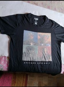 Men's Branded Lower And Tshirt