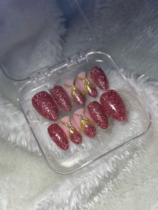 Glamorous Pink Glitter Press-On Nails